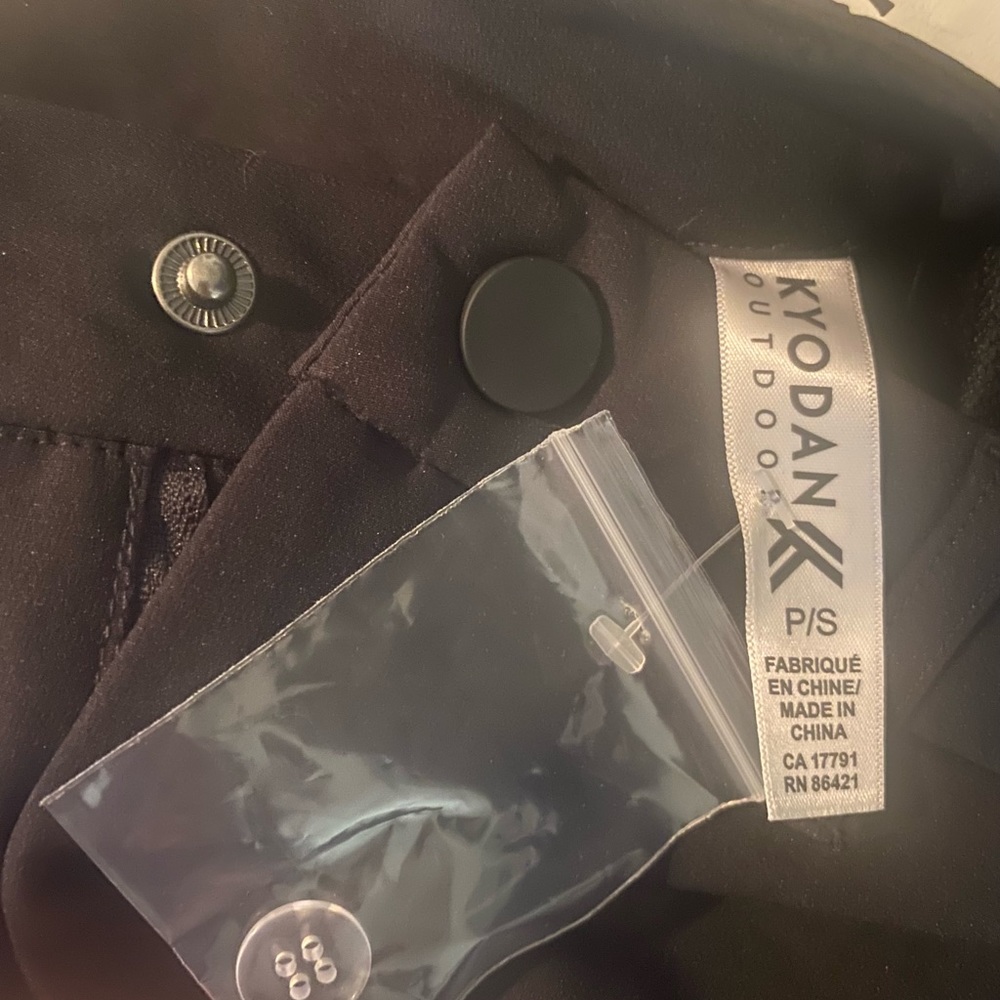 NWT black Kyodan small outdoors women’s pants